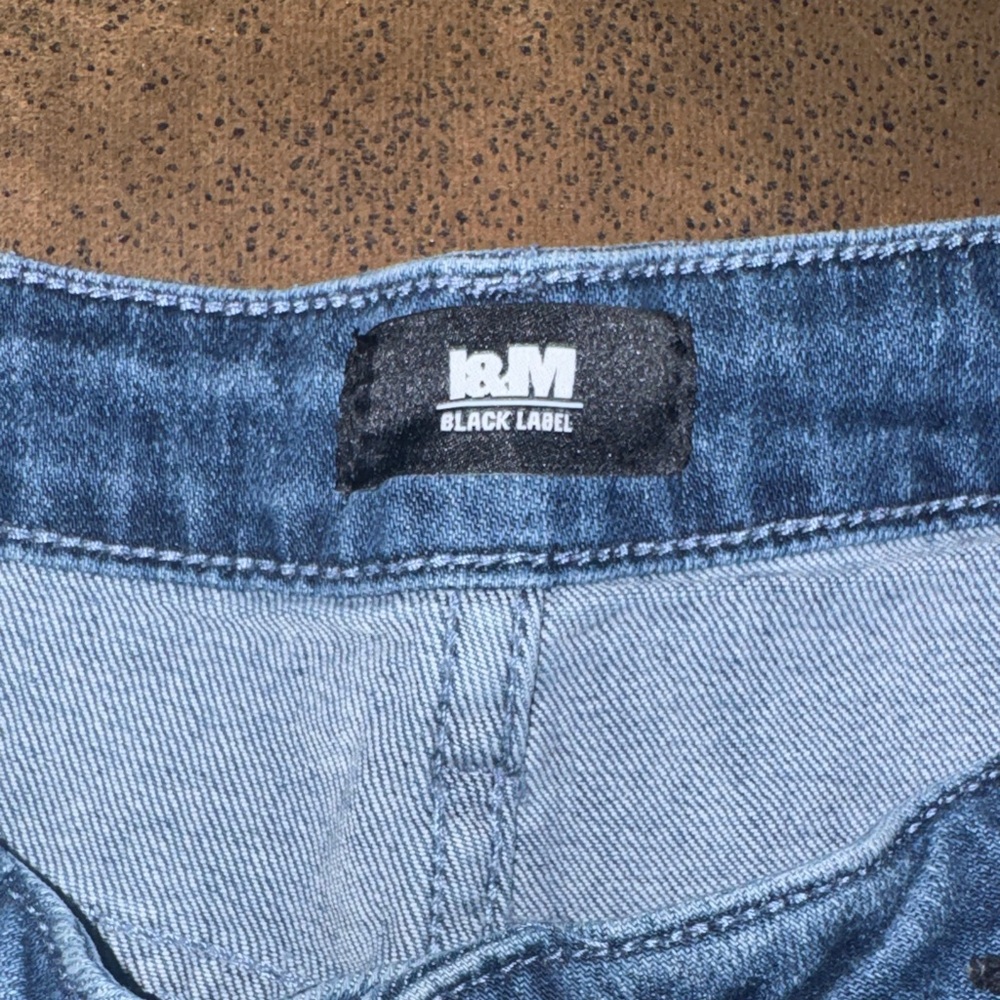 I & M Distressed Blue Jeans - Picture 9 of 15
